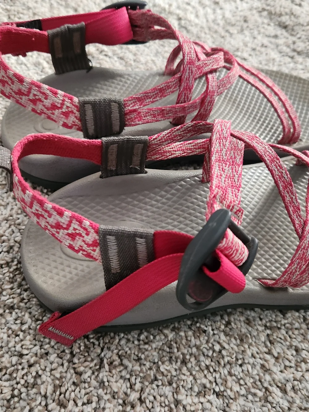 Chaco Women's Pink Strappy Sandals